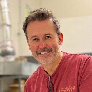 J. Scott Campbell na Disney: Quando o Estilo dos Quadrinhos Encontra a Magia